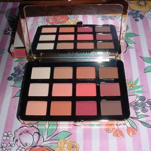 TOO FACED NIB Velvet Matte Eyeshadow Palette JUST PEACHY